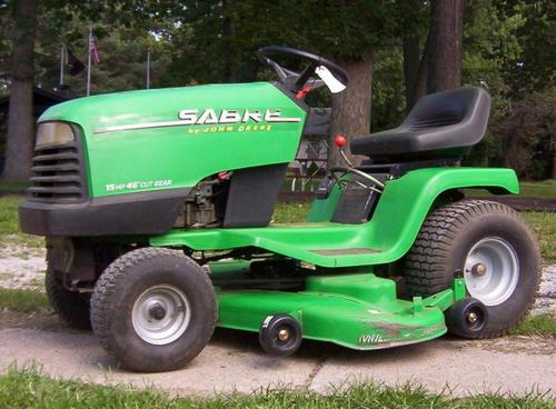 Sabre 1338, 1538, 15338, 1546, 1638, 1646  Lawn Tractors Technical Manual (tmgx10131)