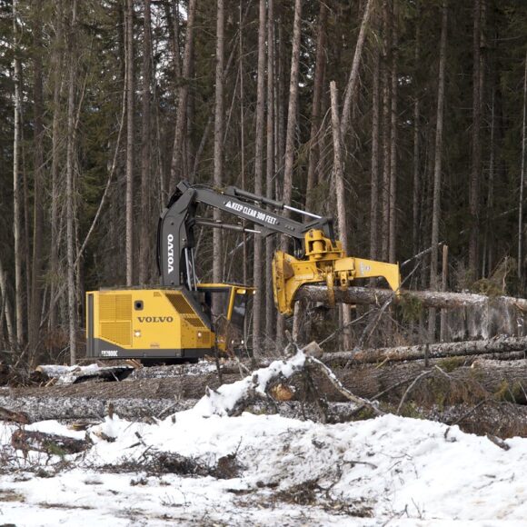 VOLVO FBR2800C FELLER BUNCHER OPERATION & MAINTENANCE PDF MANUAL