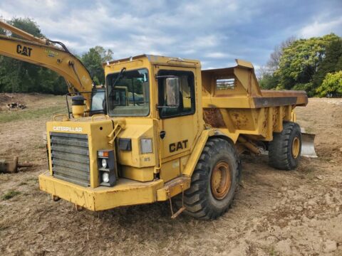 (CAT) Caterpillar D25D ARTICULATED TRUCK Operation and Maintenance Manual SN 1HK – PDF