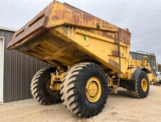 (CAT) Caterpillar D40D ARTICULATED TRUCK Operation and Maintenance Manual SN 2JJ – PDF