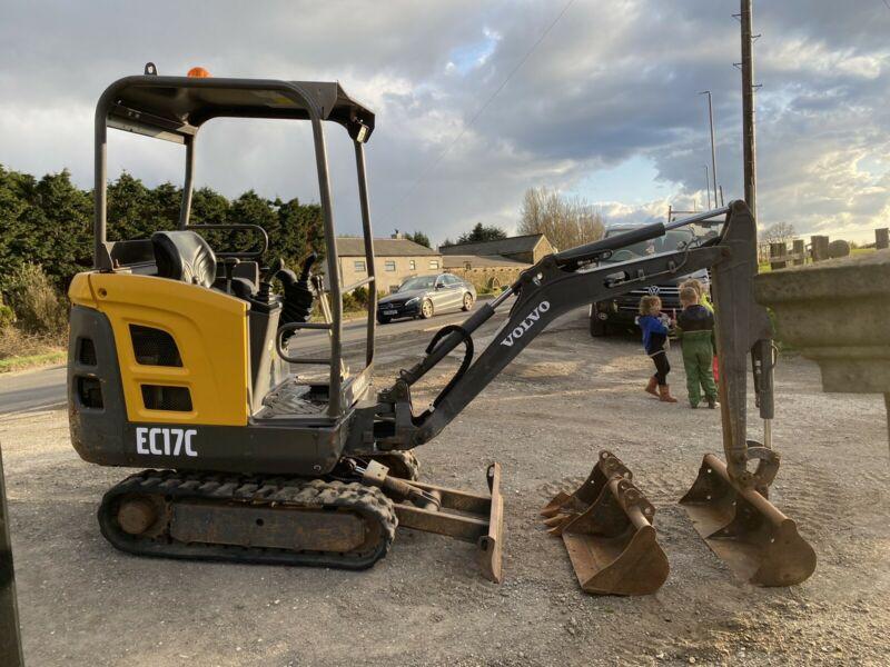 Volvo EC17C Compact Excavator Pdf Repair Service Manual